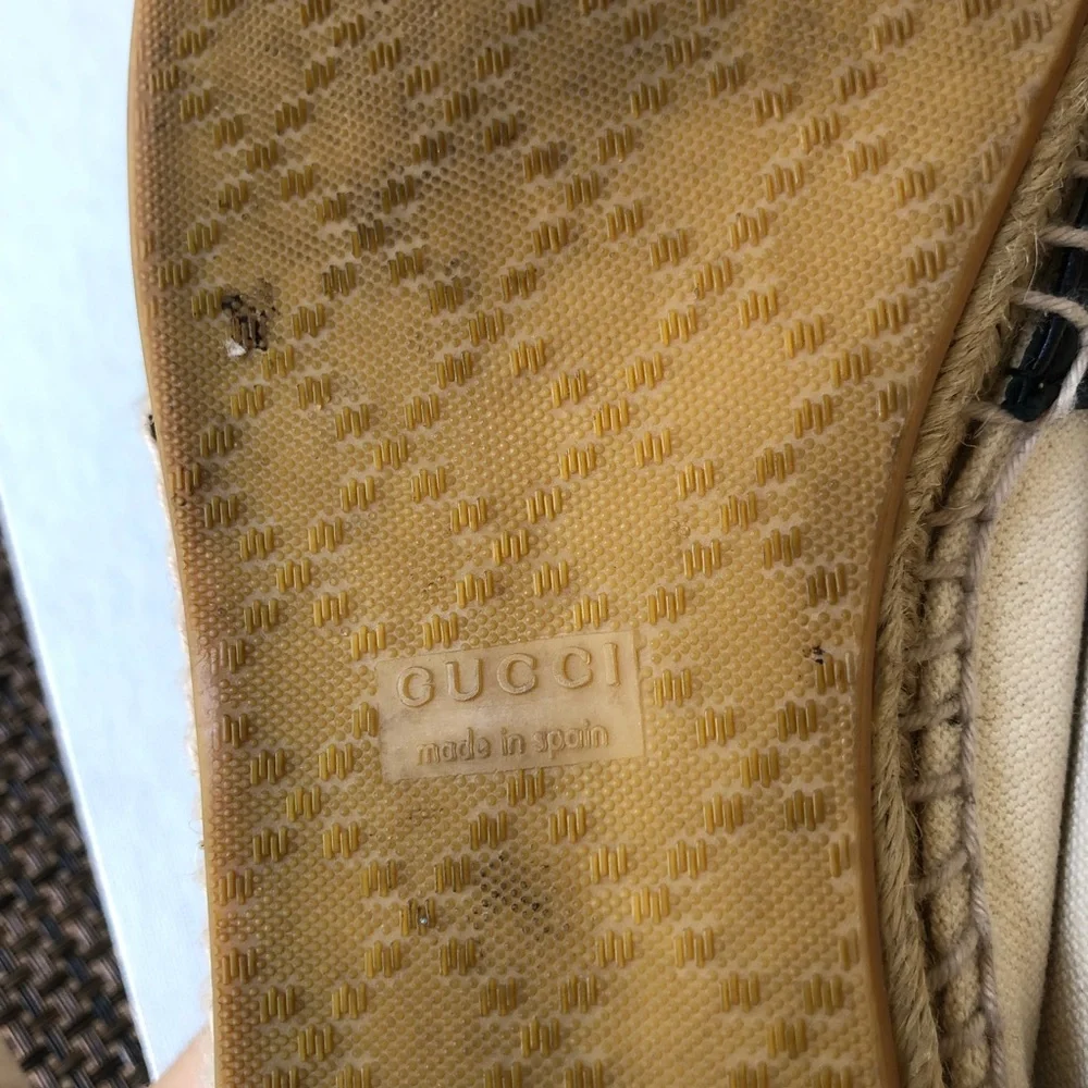 Gucci black leather and beige fabric espadrilles women’s size 39.5